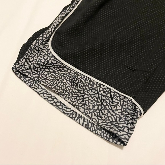 Jordan Dri Fit Athletic Shorts Kids Boys Size Small 8-10 Years - Picture 4 of 14